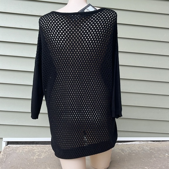 New MB Design mesh back black top - Picture 4 of 14